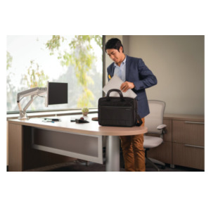 Acco Kensington Contour™ 2.0 Business Laptop Briefcase — 15.6"