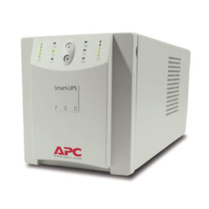 APC Smart- 700VA UPS 0,7 kVA 450 W